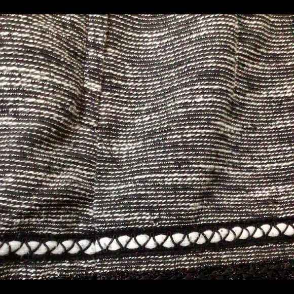 H & M fringe and cable skirt - Picture 7 of 14